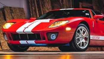 Спорткар Ford GT 2006 г. выставлен за $300 000