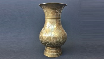 Винтажная индийская ваза